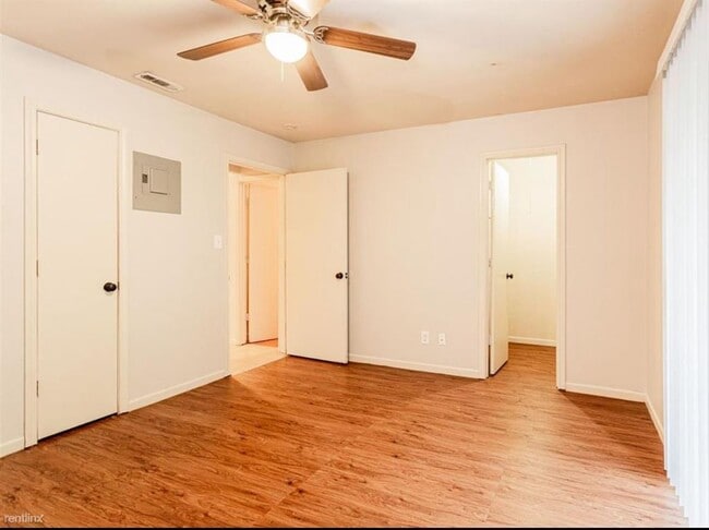 Building Photo - 1036 Linde Ave