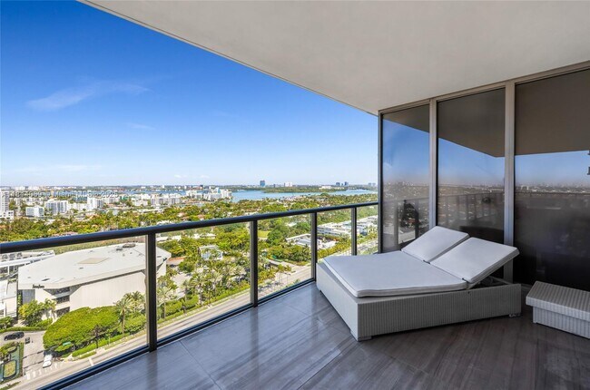 Building Photo - 9705 Collins Ave