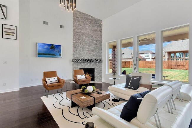 Building Photo - 25406 Hollowgate Park Ln
