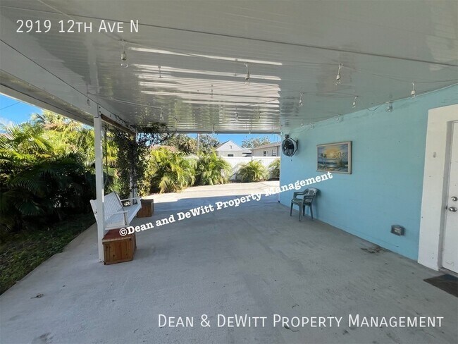 Building Photo - 2919 12th Ave N