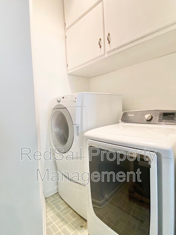 Building Photo - 119 Cindy Cir