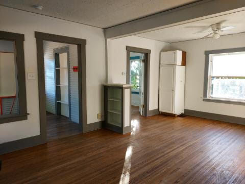 Primary Photo - 811 N 24th St