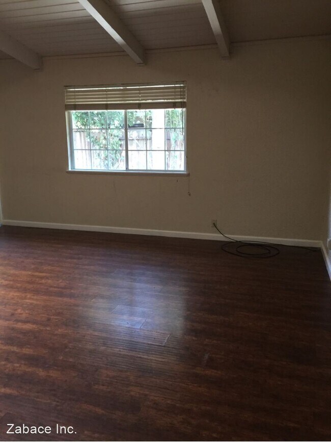 Building Photo - 6 br, 3 bath House - 702 Anderson Road - M...