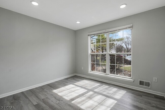 Building Photo - 3505 French Dr