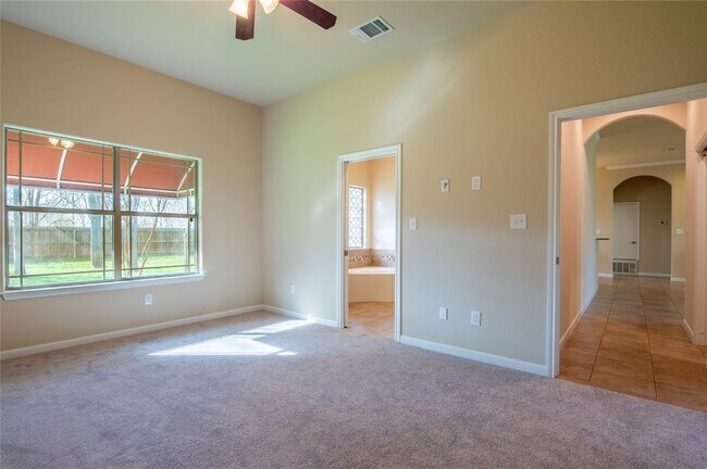 Building Photo - 212 Waikakaaua Dr