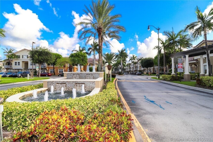 Building Photo - 8826 W Flagler St