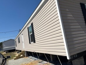 Building Photo - 139 Hubert Blvd