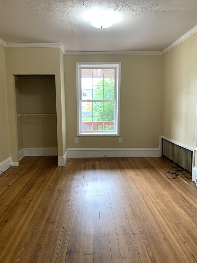 Building Photo - 221 Philadelphia Ave