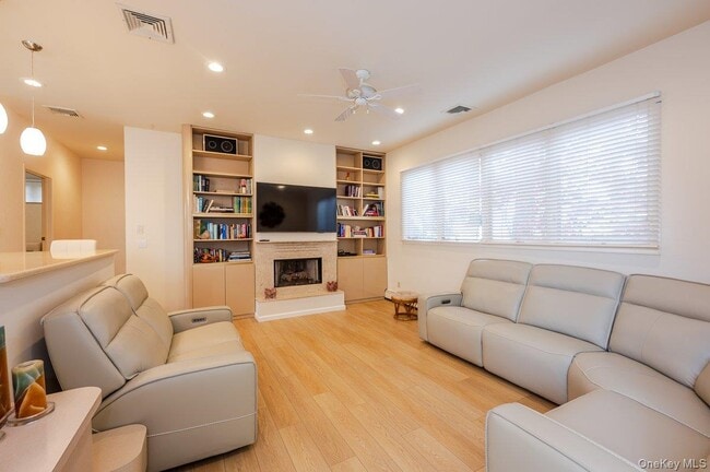 Building Photo - 40 Cayuga Ave