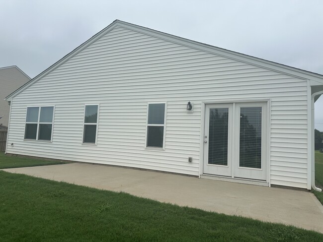 Building Photo - 3015 Margaret Ct