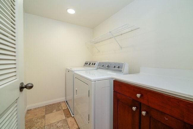 Building Photo - 3140 Trinity Bay Pl