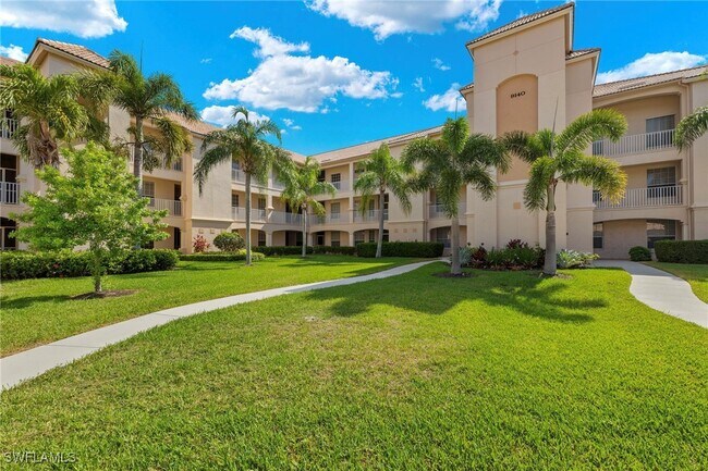 Building Photo - 9140 Southmont Cove