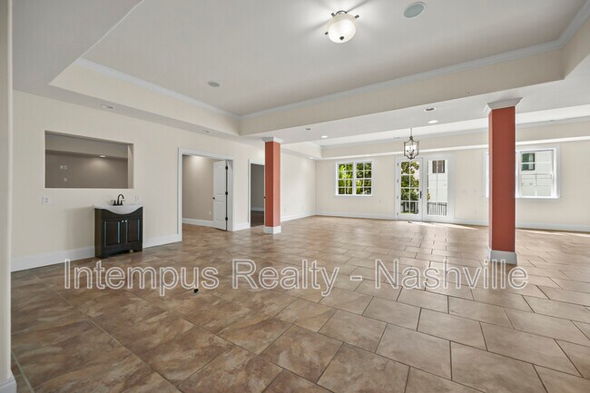 Building Photo - 7 Crooked Stick Ln