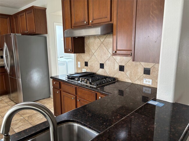 Building Photo - 20903 Shady Isle Ct