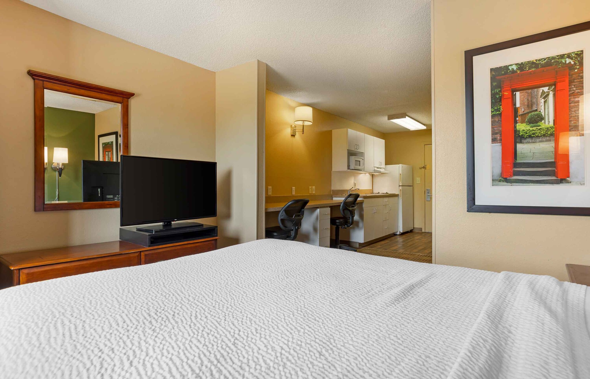 Building Photo - Furnished Studio-Houston - Sugar Land