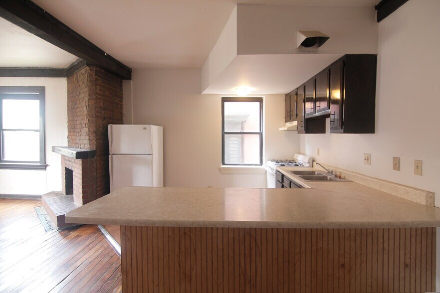 Building Photo - 314 S Trenton Ave