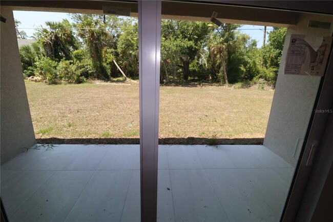 Building Photo - 307 Lomond Dr