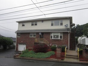Building Photo - 138 Haverhill Ave