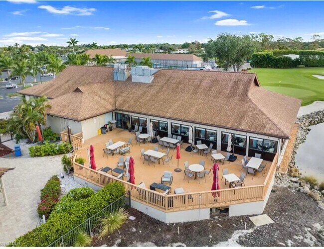 Building Photo - 215 Palm Dr