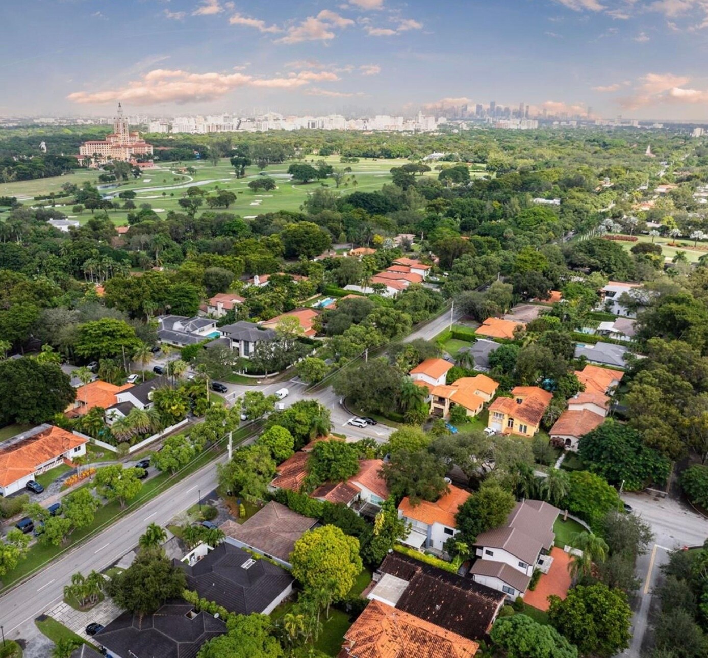 Building Photo - 4000 Alhambra Cir