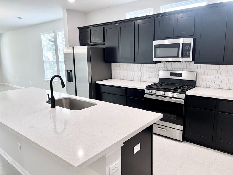 Building Photo - 1656 Coral Sunrise Trl