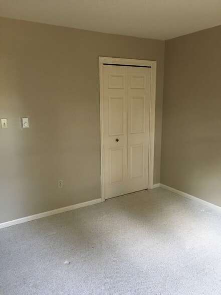 Back bedroom 2 - 556 Nicholas Ave