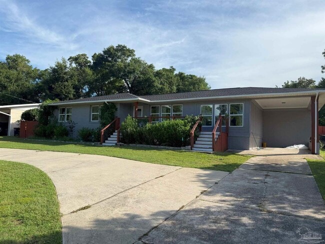 Primary Photo - 2720 Bayou Blvd