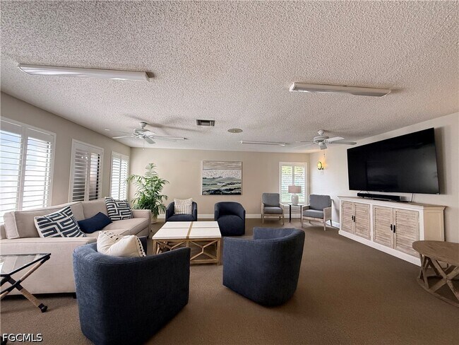 Building Photo - 1087 Forest Lakes Dr