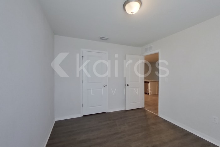 Building Photo - 9149 Aegean Cir