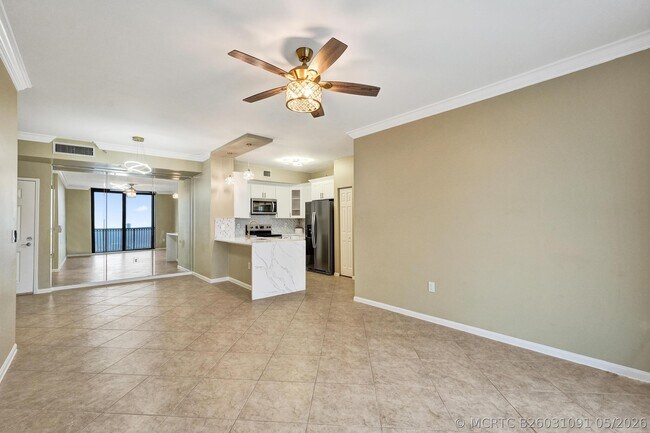 Building Photo - 651 Okeechobee Blvd
