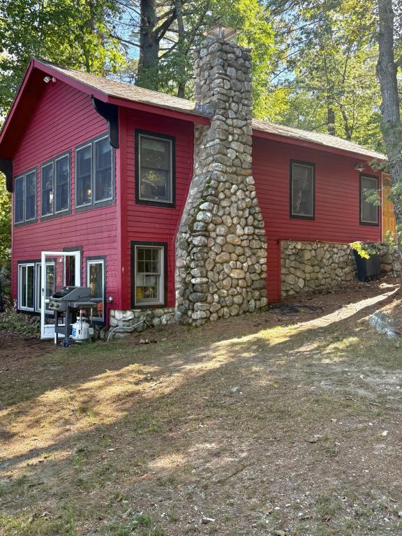 Building Photo - 850 Quaker Ridge Rd