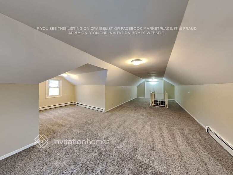Building Photo - 5050 Mulcare Dr