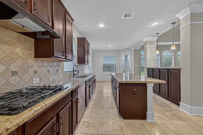 Building Photo - 8338 Sedona Ridge Dr