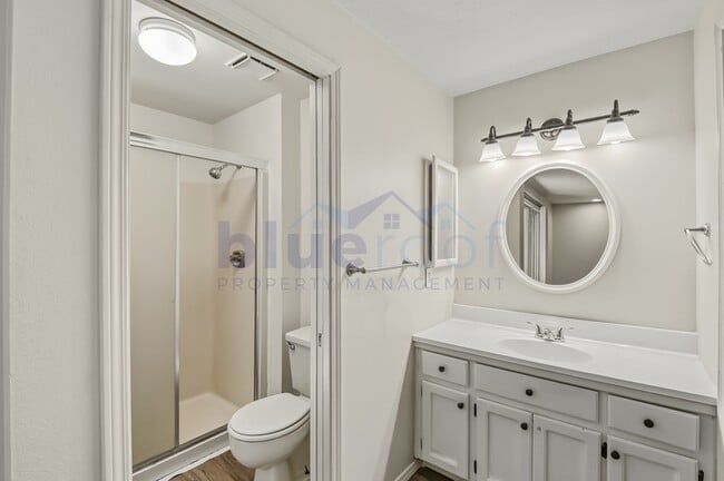 Building Photo - 13920 SW Tennessee Ln