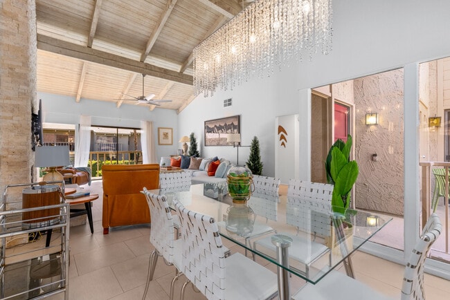 Building Photo - 46642 Arapahoe Cir