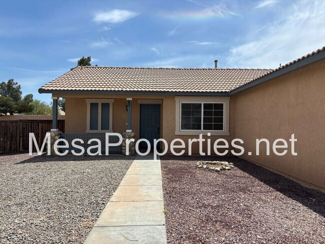 Building Photo - 15307 Ross Dr