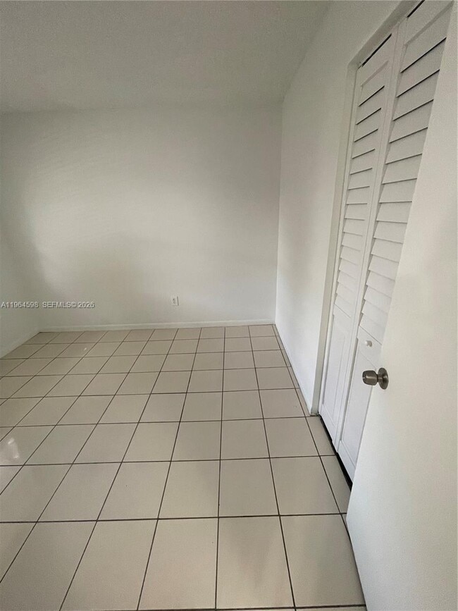 Building Photo - 9700 Hammocks Blvd