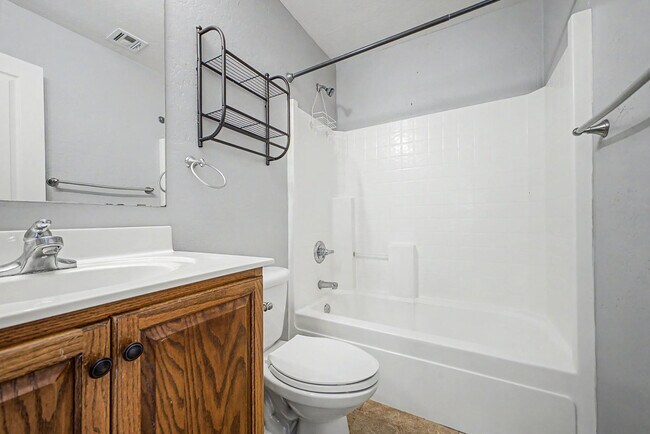 Building Photo - 4161 S Luiseno Blvd