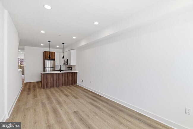 Building Photo - 2534 N 11th St