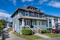 Building Photo - Nassau