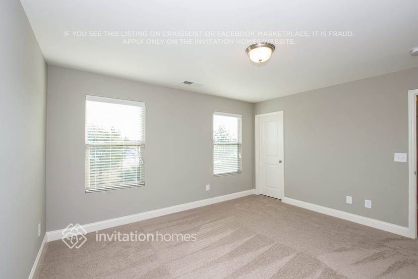 Building Photo - 5322 Roberta Crossing Dr