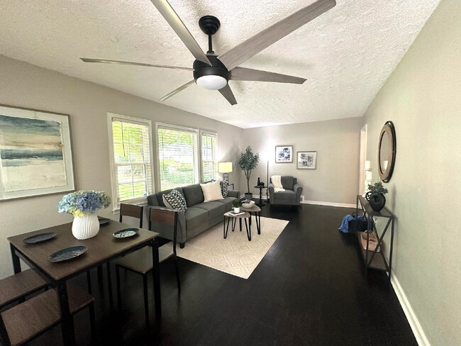 Building Photo - Beautifully Updated Decatur Home with Spacious Backyard