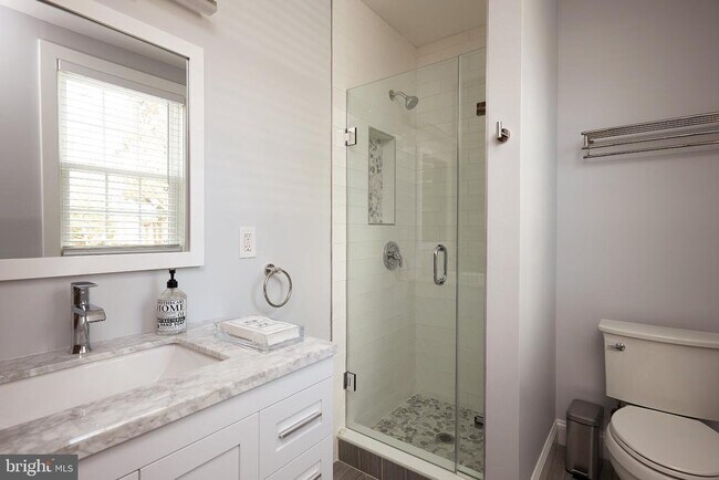 Building Photo - 4912 Brandywine St NW