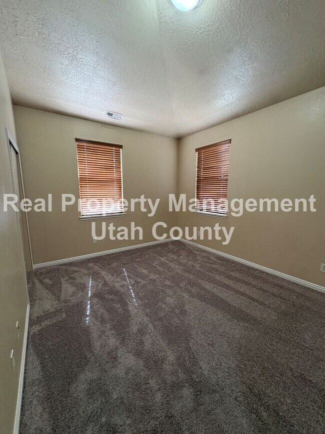 Building Photo - 1643 W 140 N