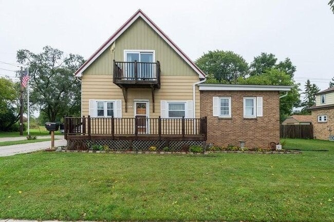 Primary Photo - 5102 S Nicholson Ave