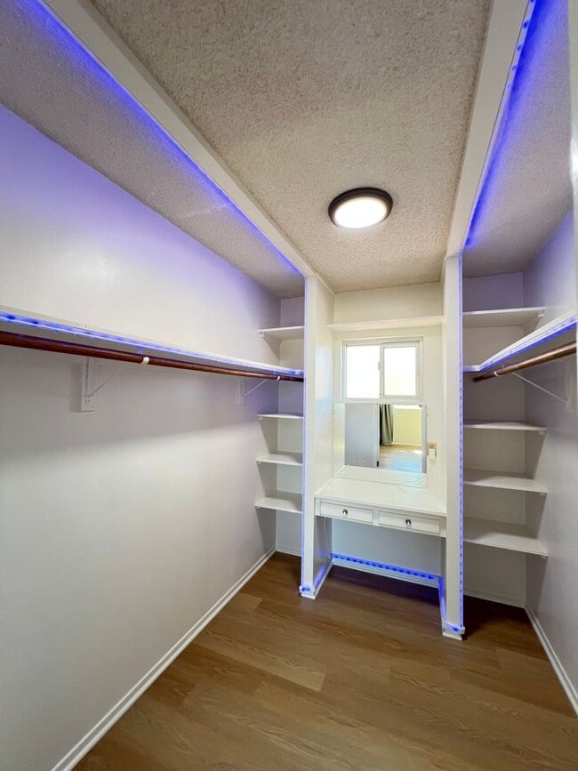 Building Photo - Lower South Shores SFR | 2Bed/2Bath | Swim...