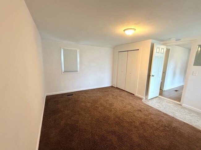 Building Photo - Now Available! Spacious 3 Bedroom on a Corner Lot