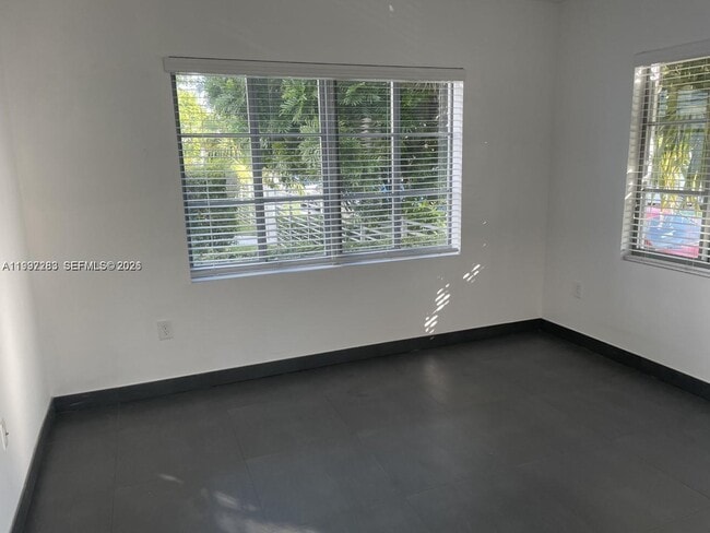 Building Photo - 1600 Euclid Ave