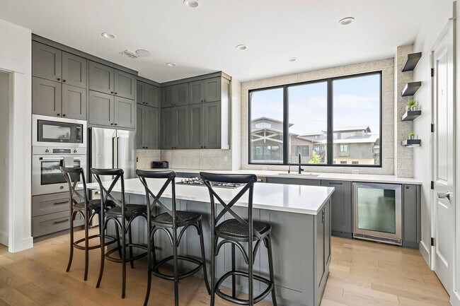 Building Photo - 2204 Escape Blvd.