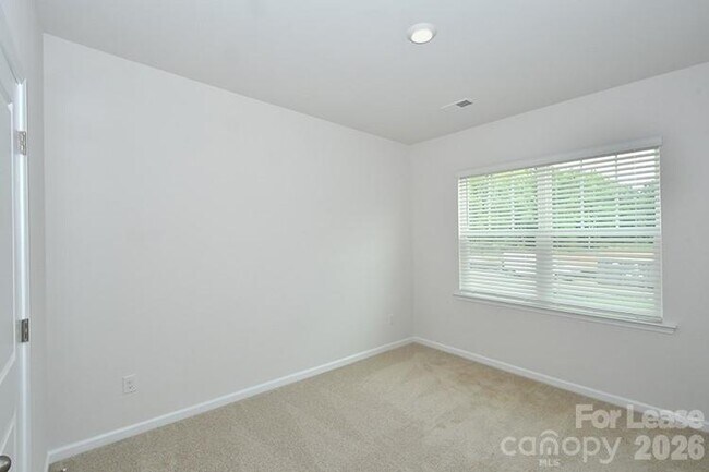 Building Photo - 119 Pecan Grv Ln